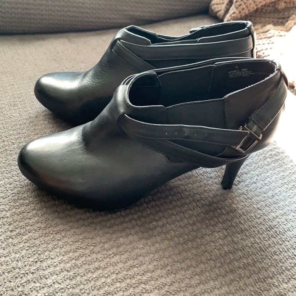 Me Too Marble bootie